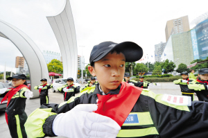 福建省春城“小骑警”]